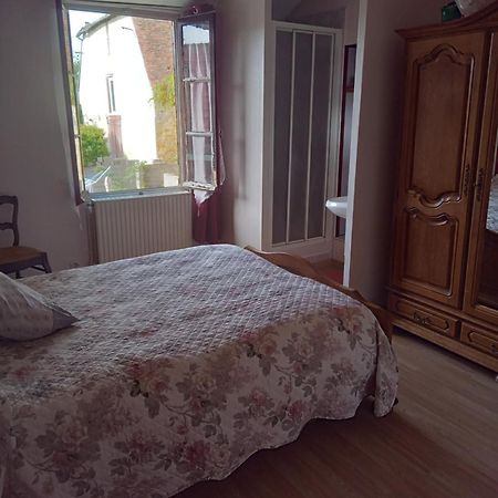 Aurelie Otel Saint-Pierre-le-Moûtier Dış mekan fotoğraf
