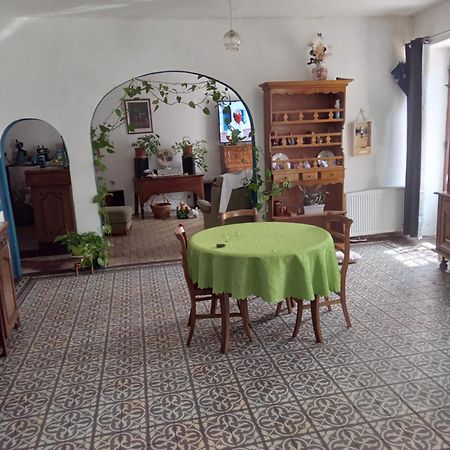 Aurelie Otel Saint-Pierre-le-Moûtier Dış mekan fotoğraf
